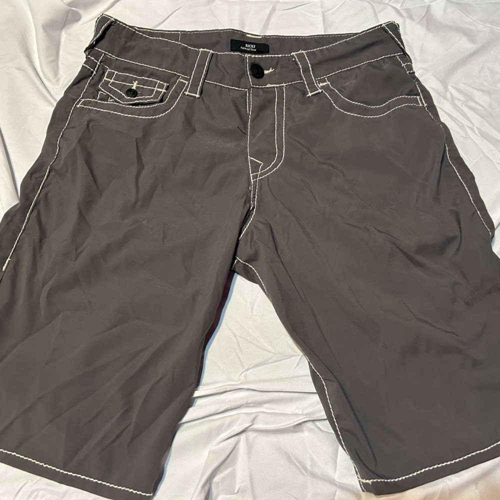 TRUE RELIGION BRAND RICKY SHORTS WORN ONCE GREAT CONDITION